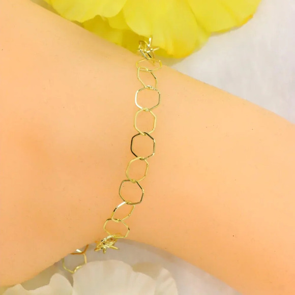 Minimalist Anklet, Sleek & Modern Design, Women’s Fashion, YC110393-A - Picture 2 of 10